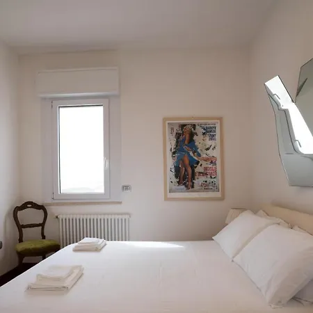 Italianway - Duca Degli Abruzzi 4 A Apartment *